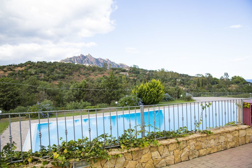 Babai Village - Abba Urci Marina di Gairo Exterior foto